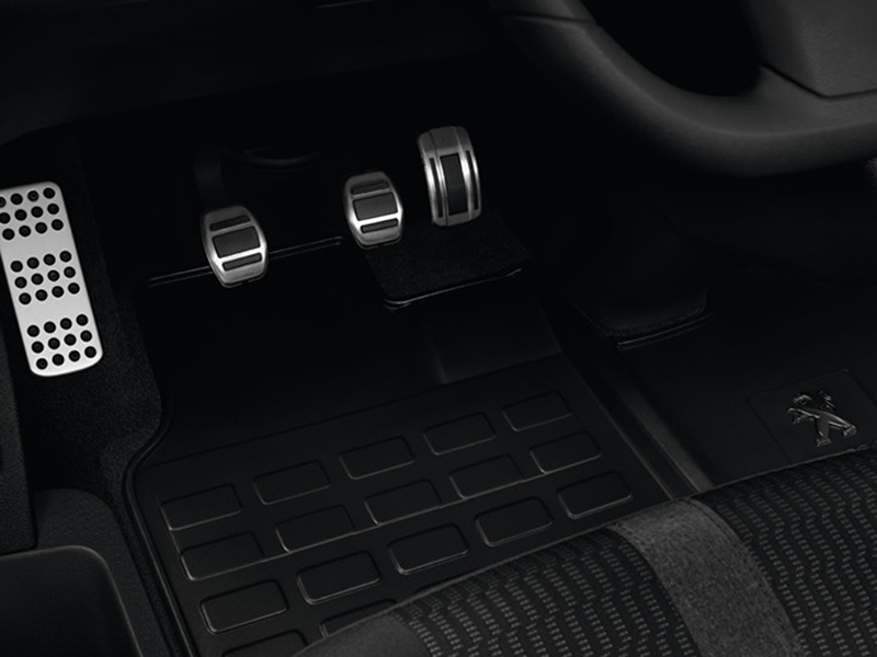 PEUGEOT PEUGEOT EXPERT Rubber front mat with Peugeot logo